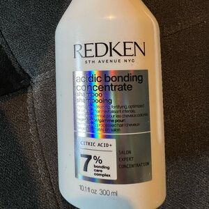 Redken Acidic Bonding Concentrate Shampoo
